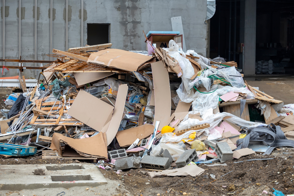 Construction debris removal in alpharetta.