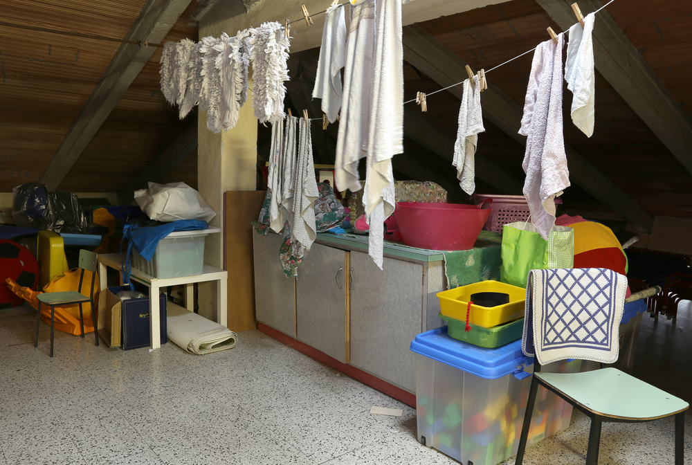 How to choose an attic junk removal service.