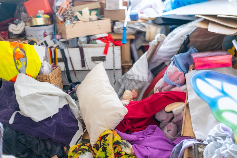 Compassionate ways to help a hoarder clean up their space.