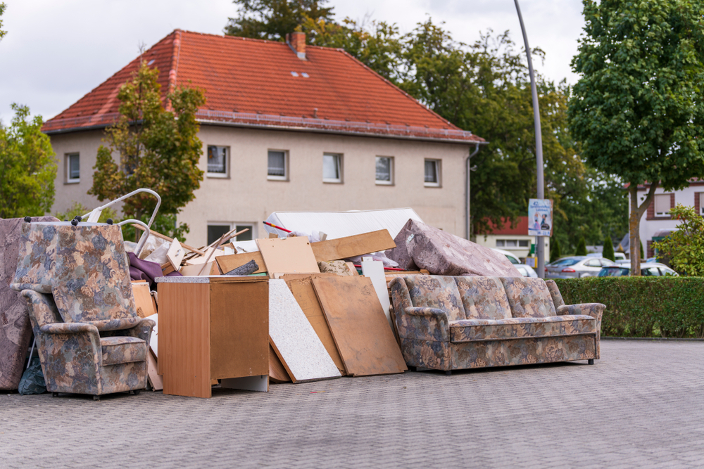 The best junk removal service in St. Petersburg.