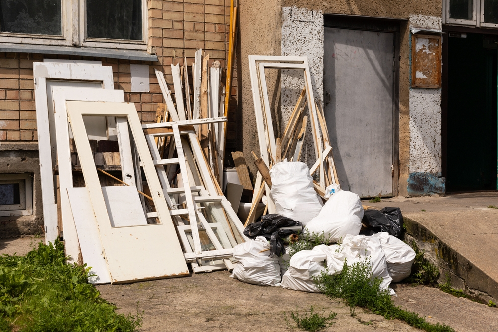 Home improvement projects easier with 5 yard dumpster rental near me.